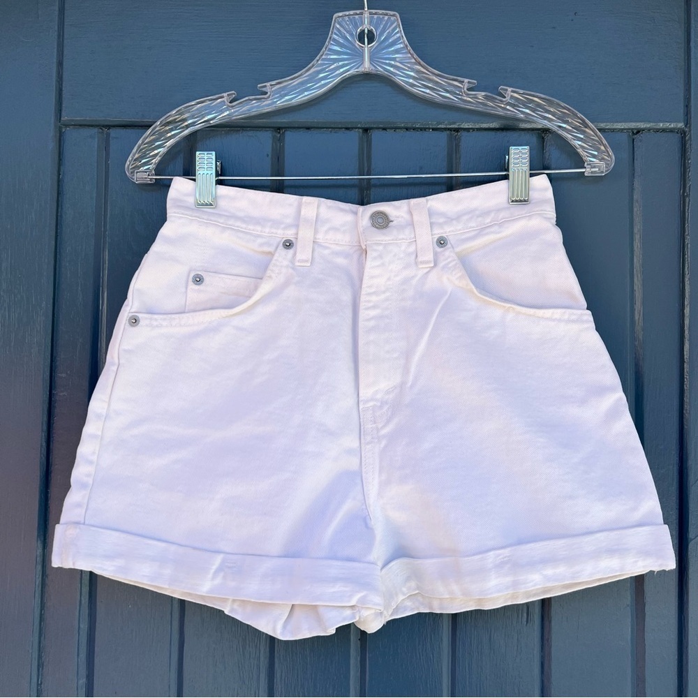 Vintage 90s Levi's 954 Orange Tab
White Denim High Rise Cuffed Shorts Sz 5 - Picture 2 of 7